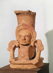 Encensoir en forme de figure assise, période préclassique (poterie)